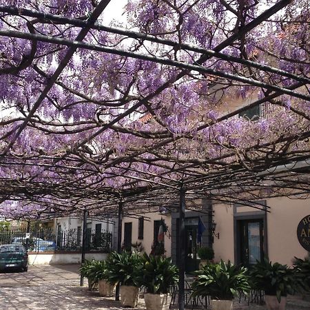 Hotel Degli Amici Πομπηία Εξωτερικό φωτογραφία
