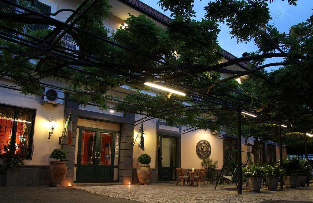 Hotel Degli Amici Πομπηία Εξωτερικό φωτογραφία