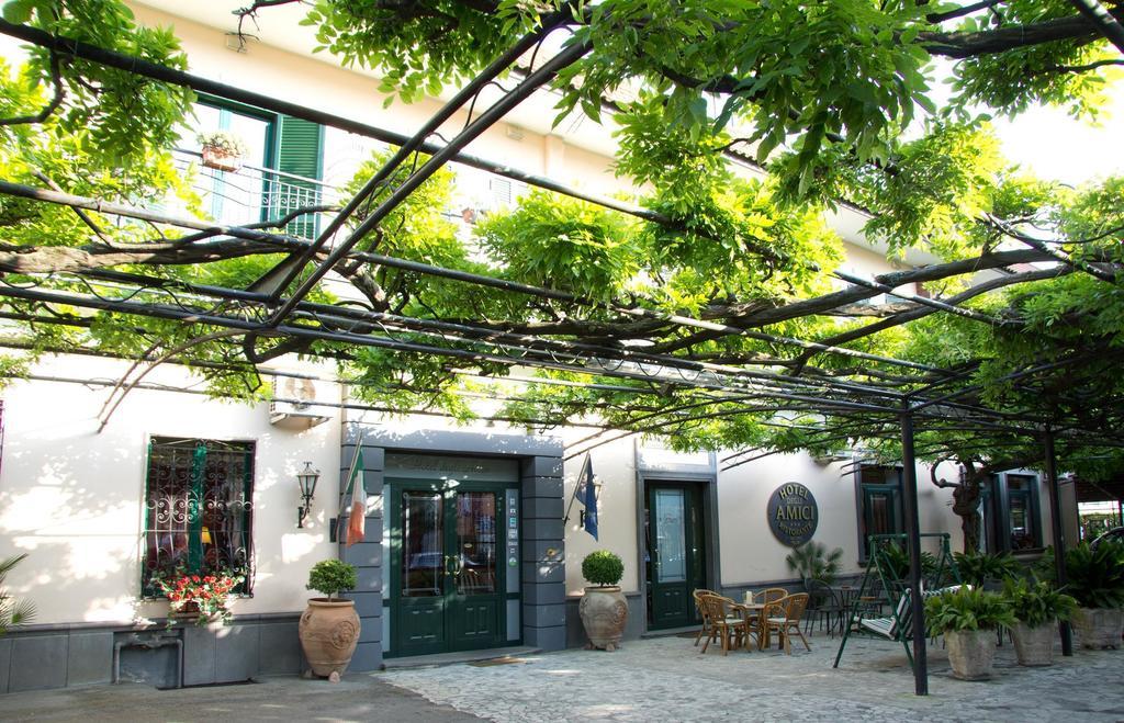 Hotel Degli Amici Πομπηία Εξωτερικό φωτογραφία