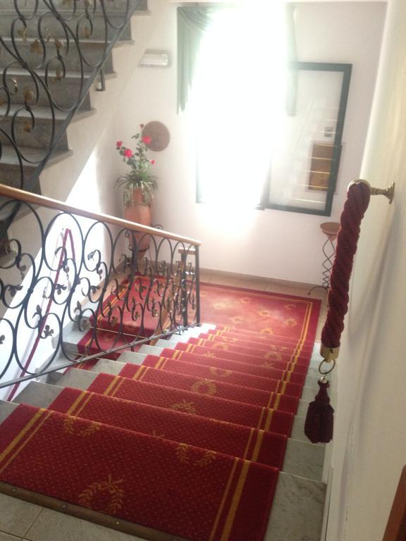 Hotel Degli Amici Πομπηία Εξωτερικό φωτογραφία