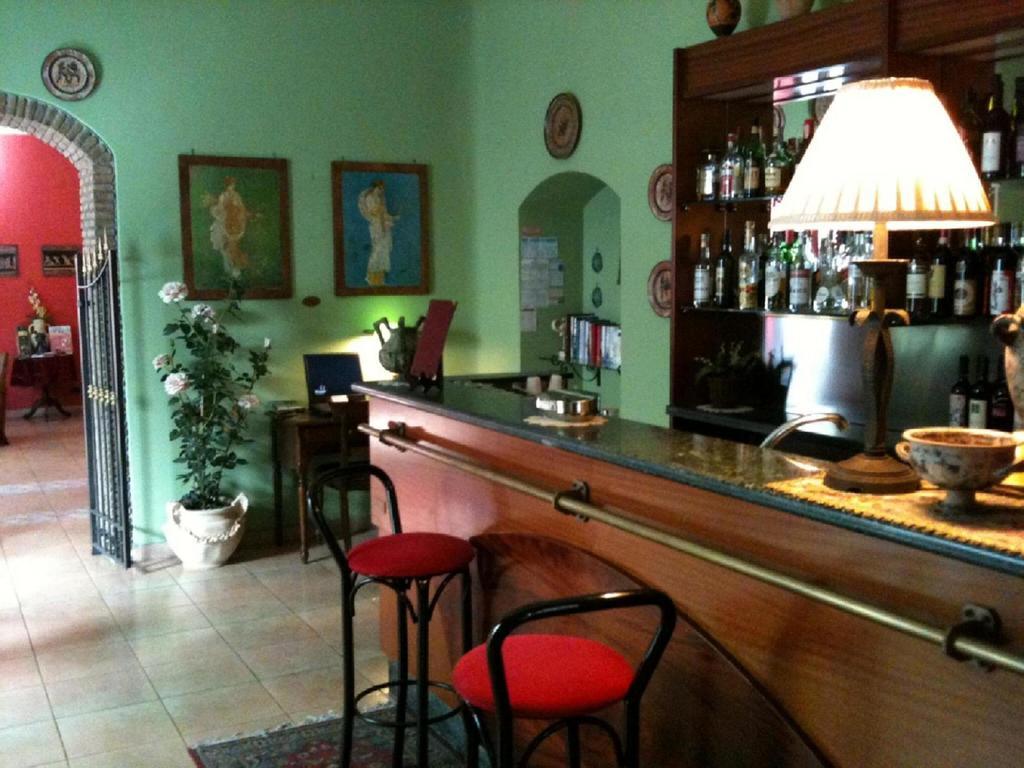 Hotel Degli Amici Πομπηία Εξωτερικό φωτογραφία