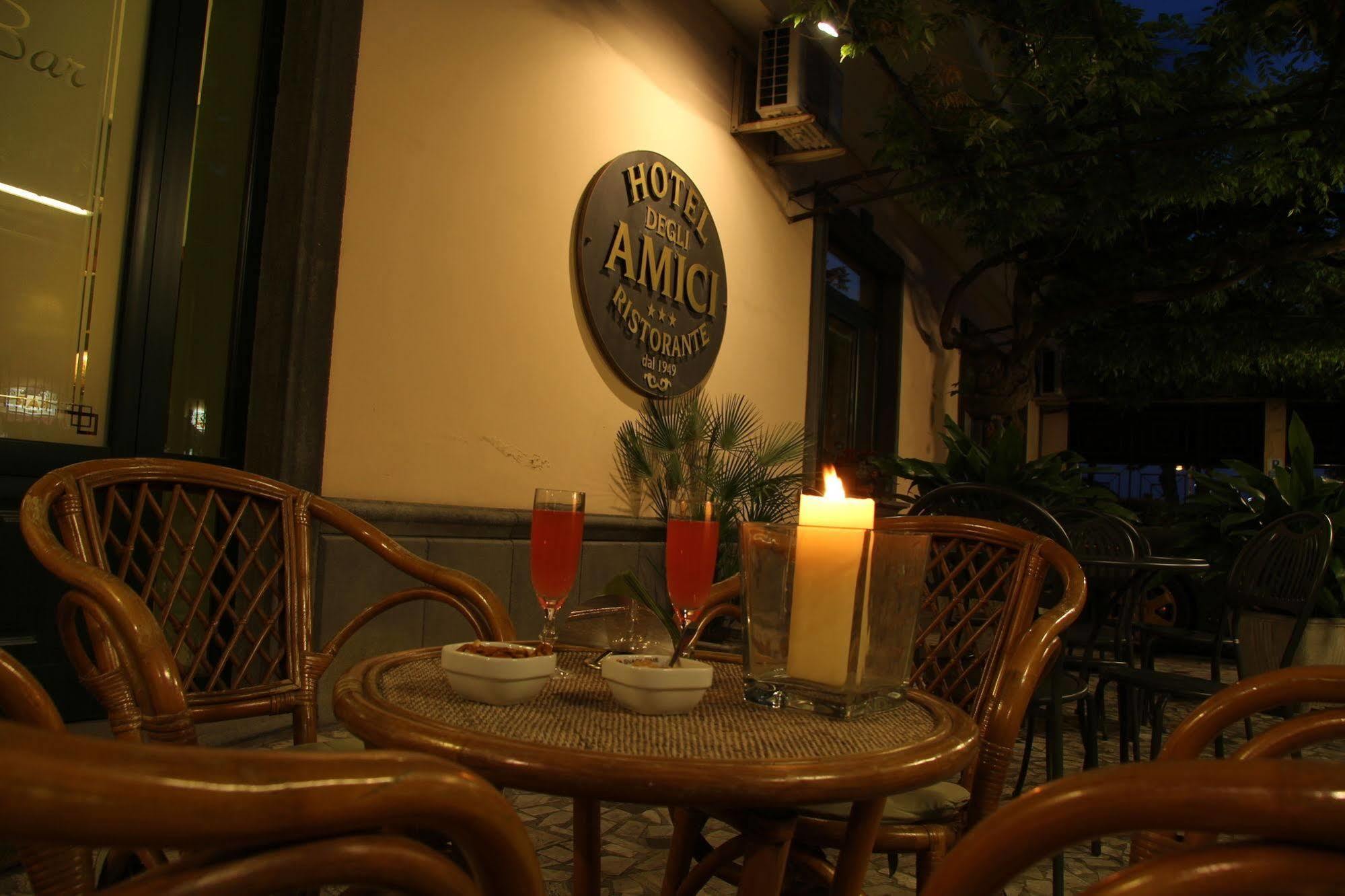 Hotel Degli Amici Πομπηία Εξωτερικό φωτογραφία
