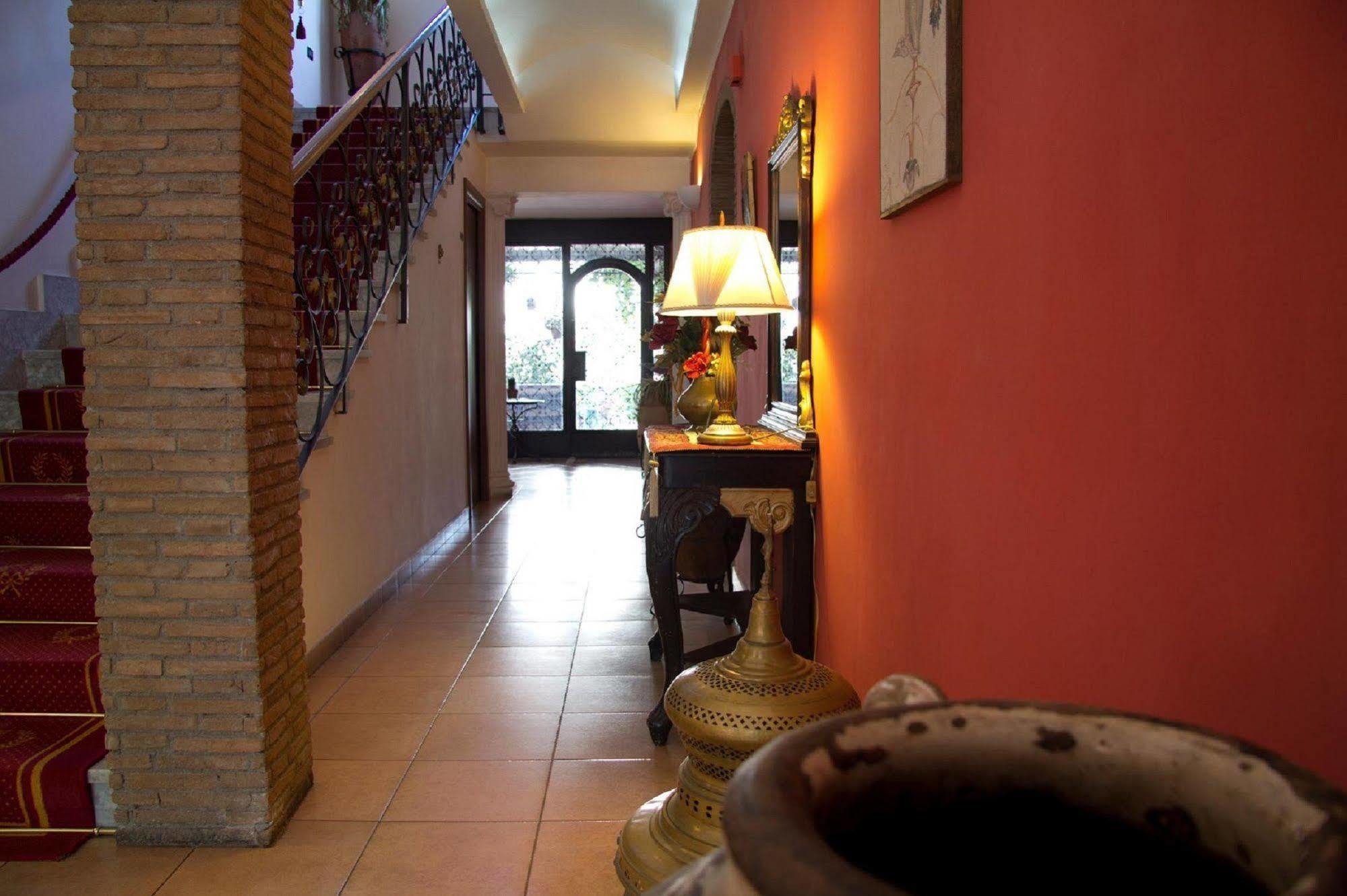 Hotel Degli Amici Πομπηία Εξωτερικό φωτογραφία